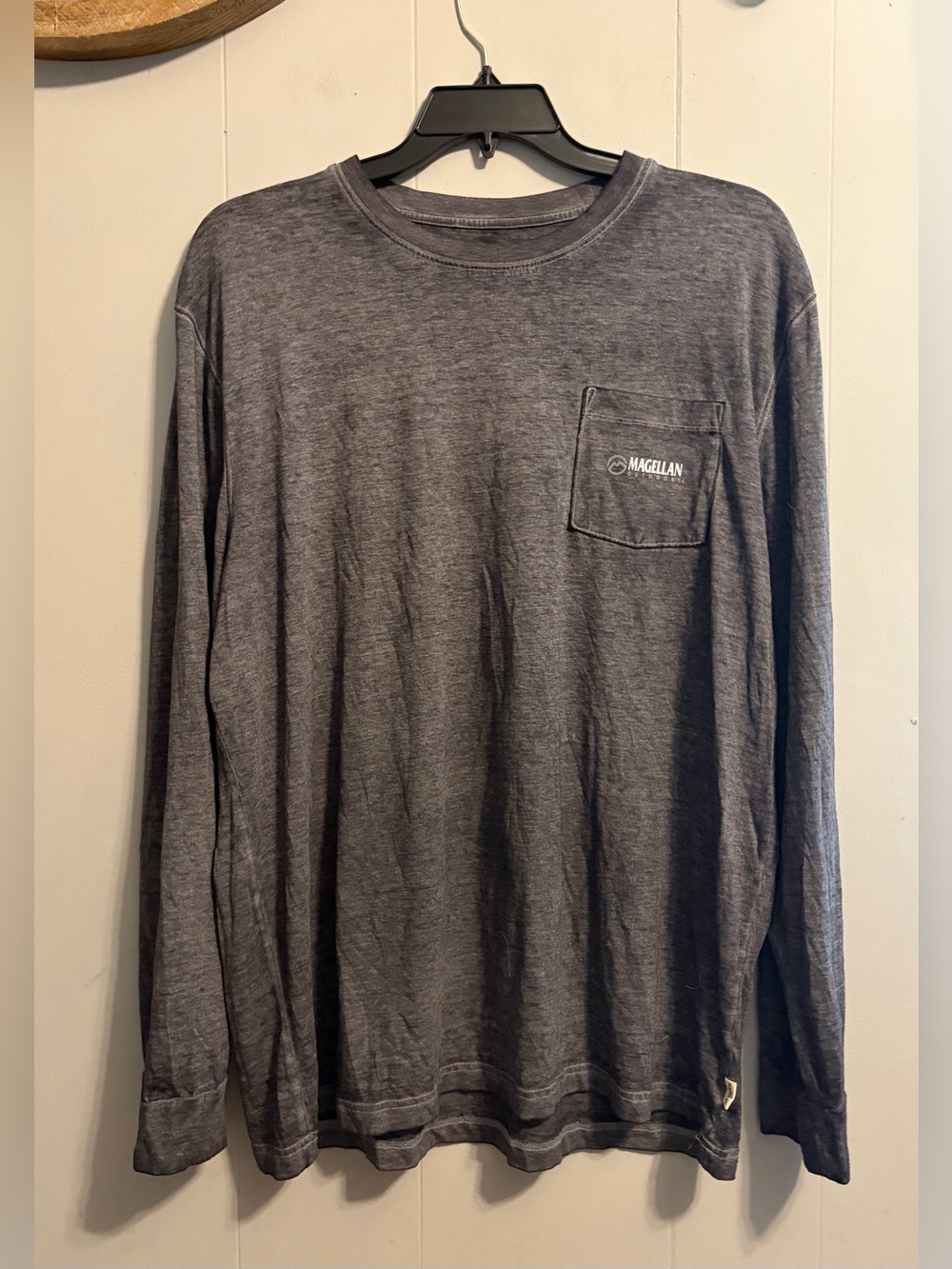 Magellan Outdoors Men’s Long Sleeve Pocket Tee - Heather Charcoal